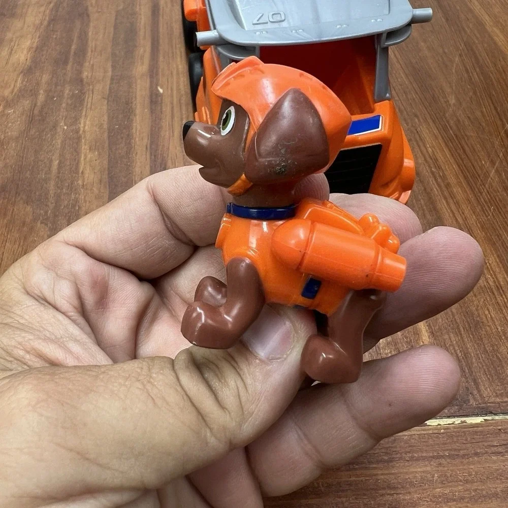 PAW Patrol, Big Truck Pup's Zuma Transforming Toy Trucks with Collectible Action
